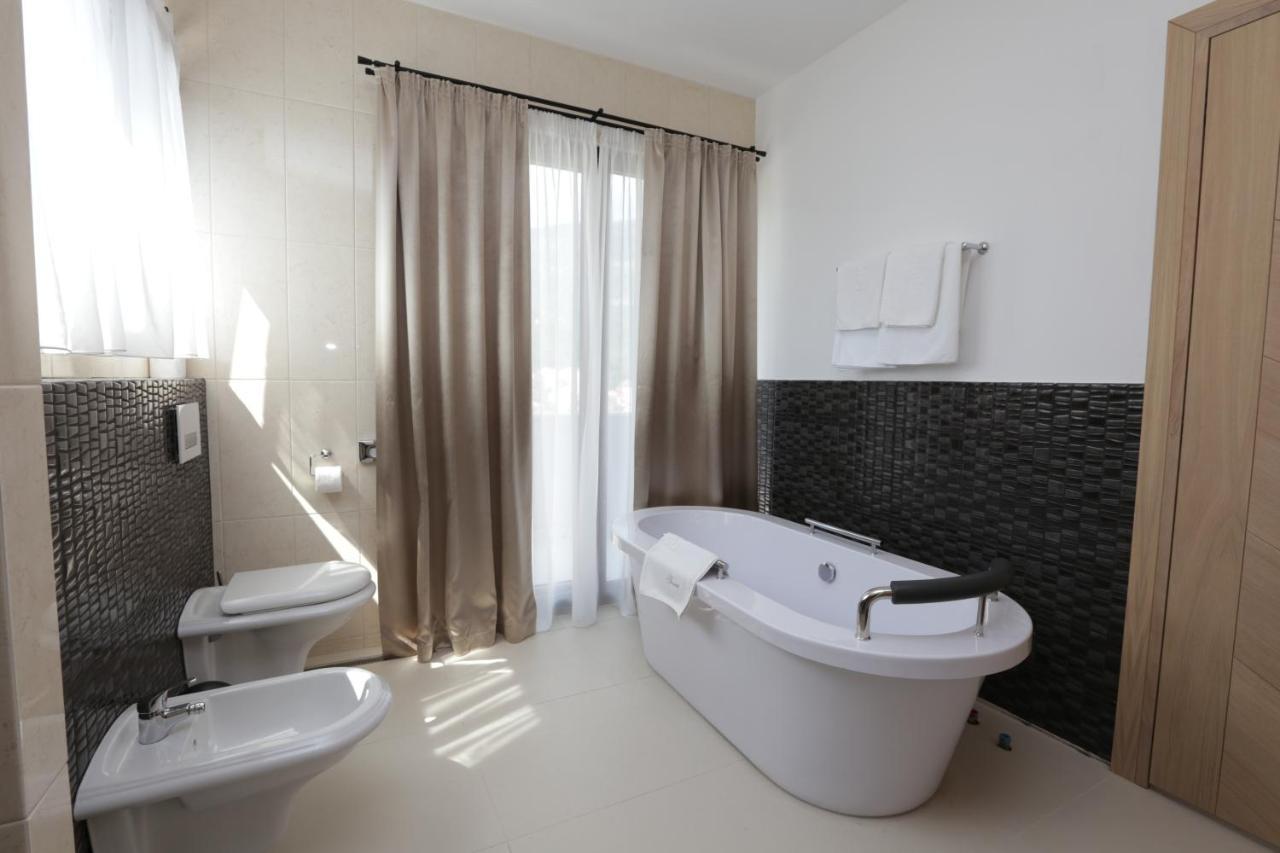 Hotel Tara Becici Будва Экстерьер фото
